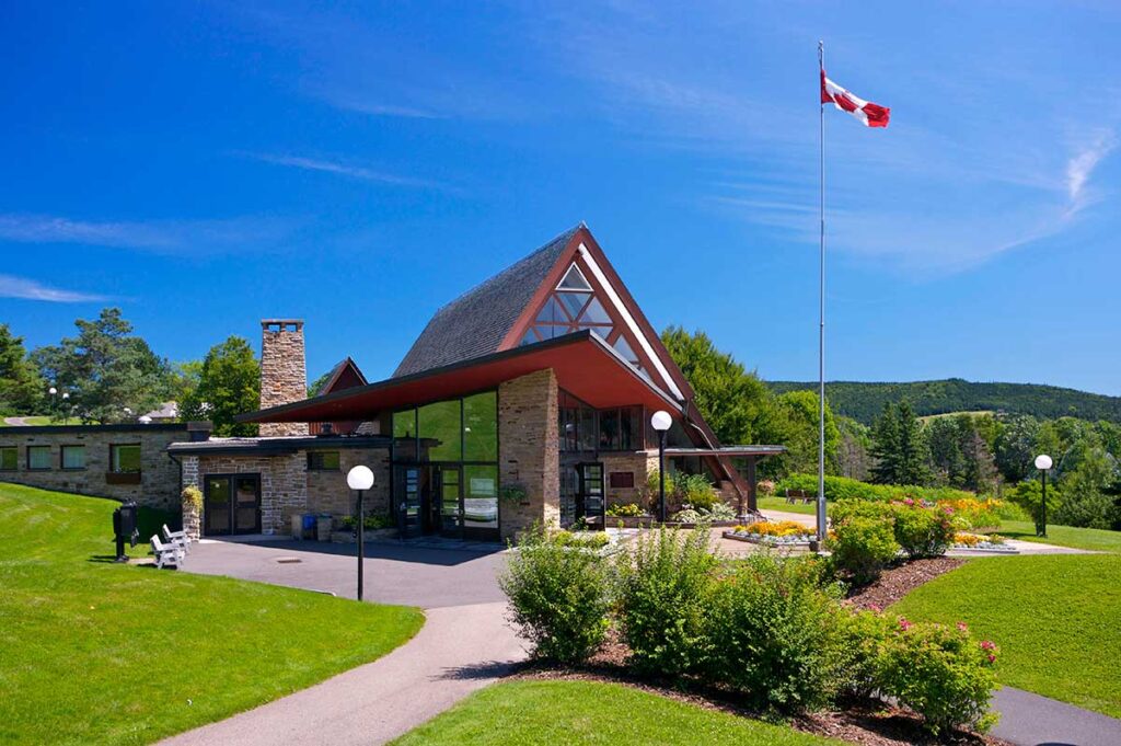 City & Coastal Tour – 1.5 Hours 5 Jost House