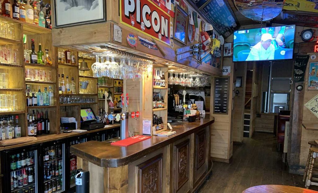 City & Coastal Tour – 1.5 Hours 15 South Bar